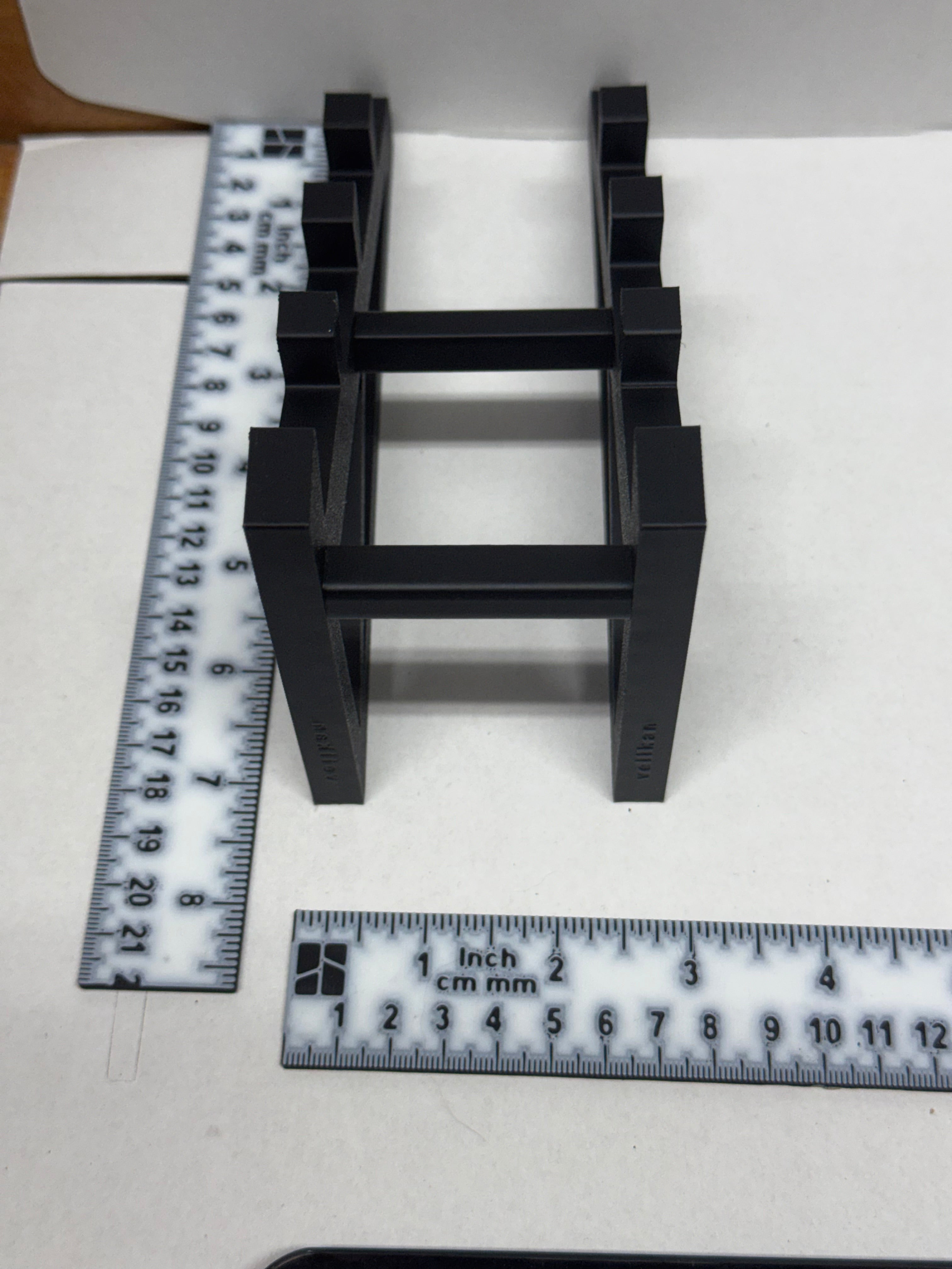 EDC Knife Display Stand for Desk